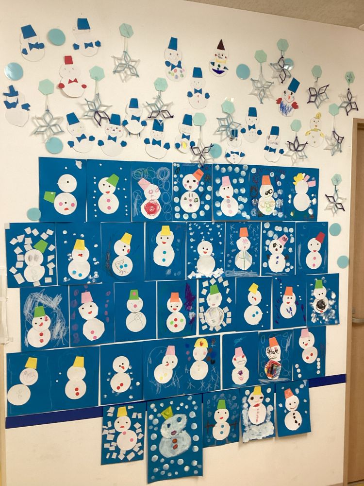 【本八幡駅南口】1月壁面製作のご紹介